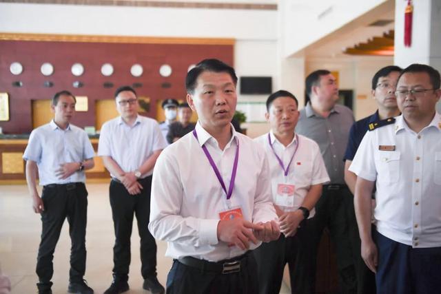 关于潜江资讯网手机版官网查询的信息